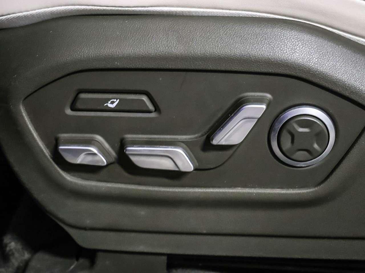 2024 Hyundai Santa Fe Ultimate Calligraphy AWD w/Beige Interior Photo
