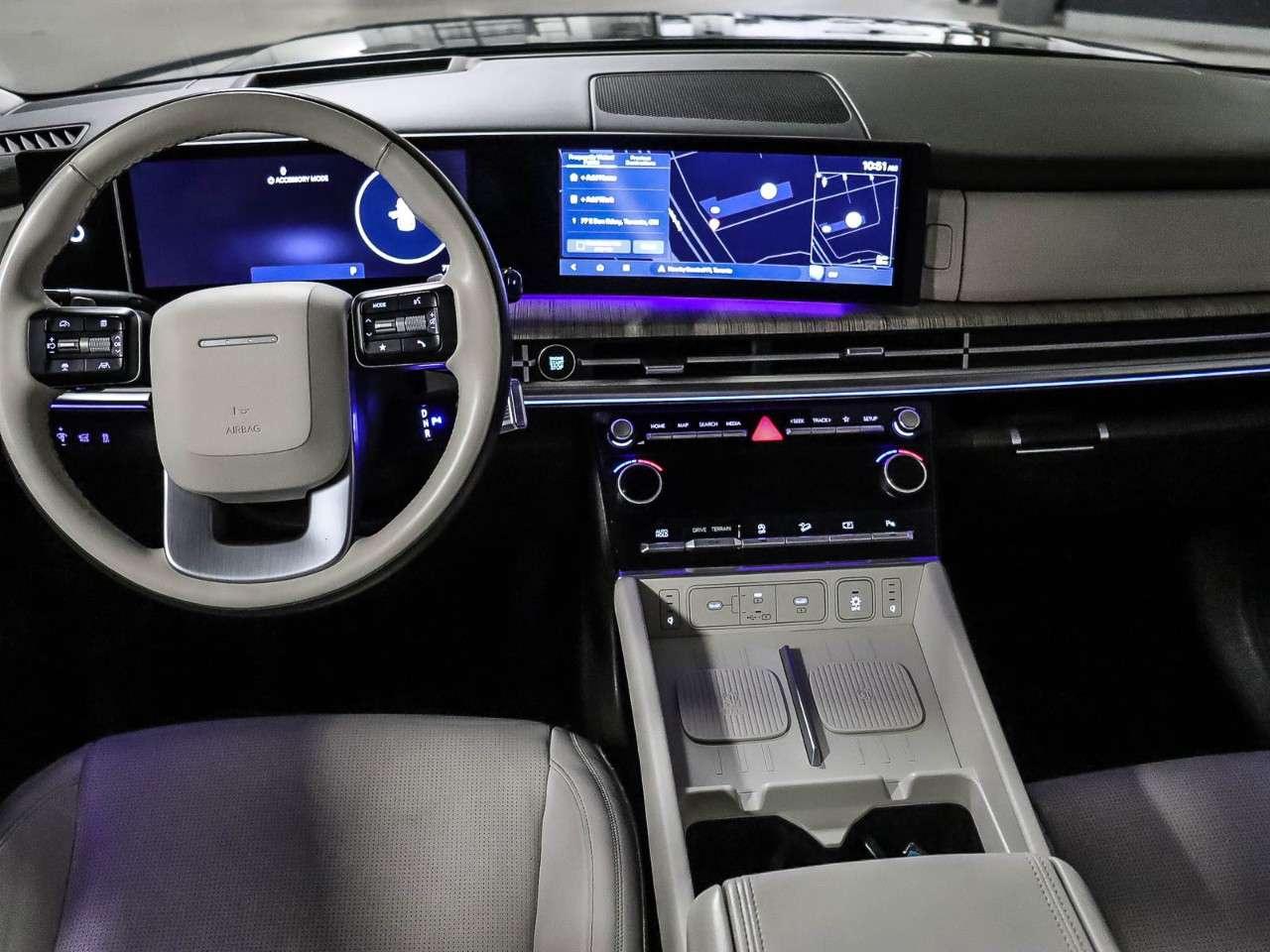 2024 Hyundai Santa Fe Ultimate Calligraphy AWD w/Beige Interior Photo
