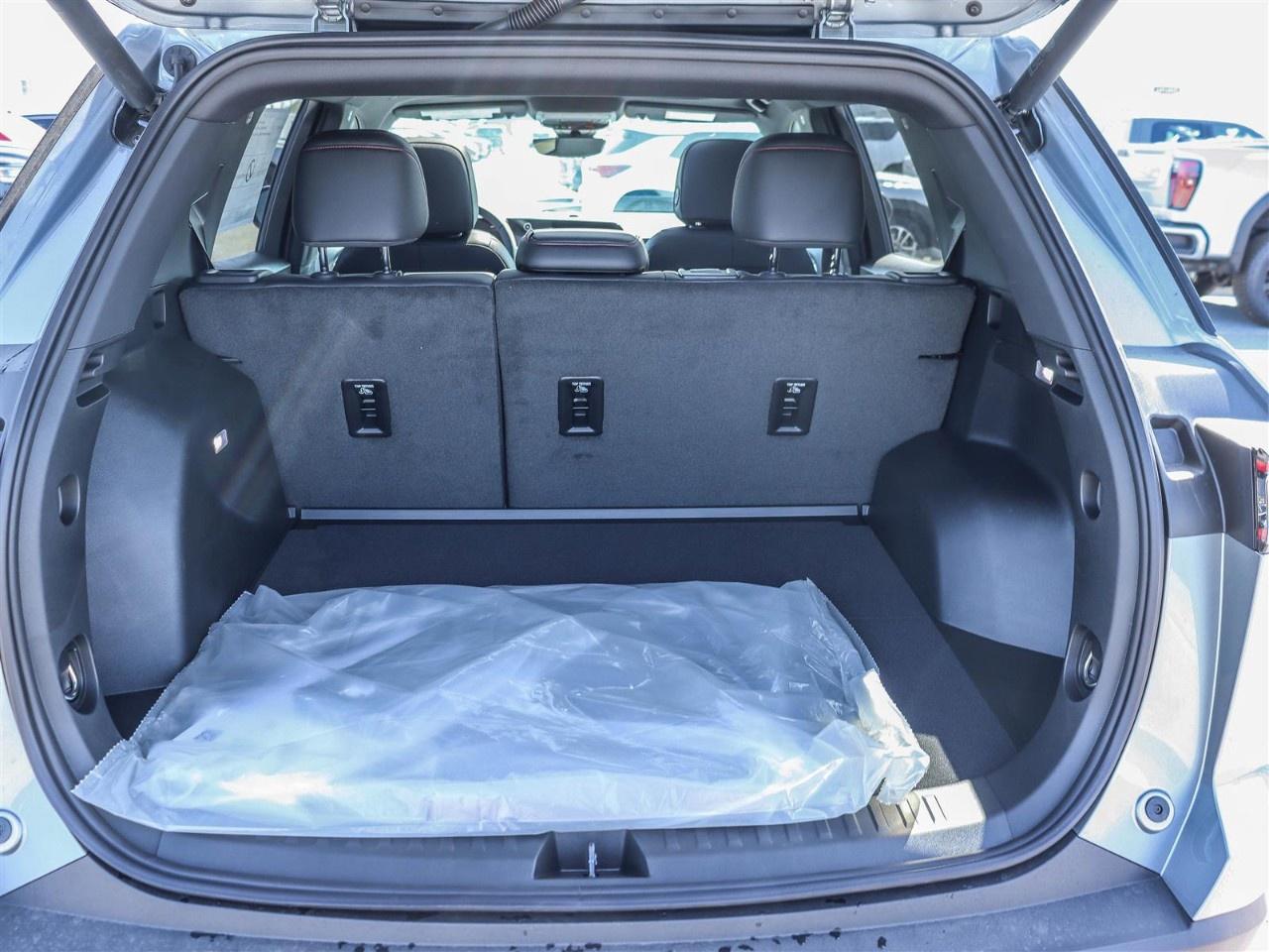 2027 Chevrolet Equinox AWD RS Photo