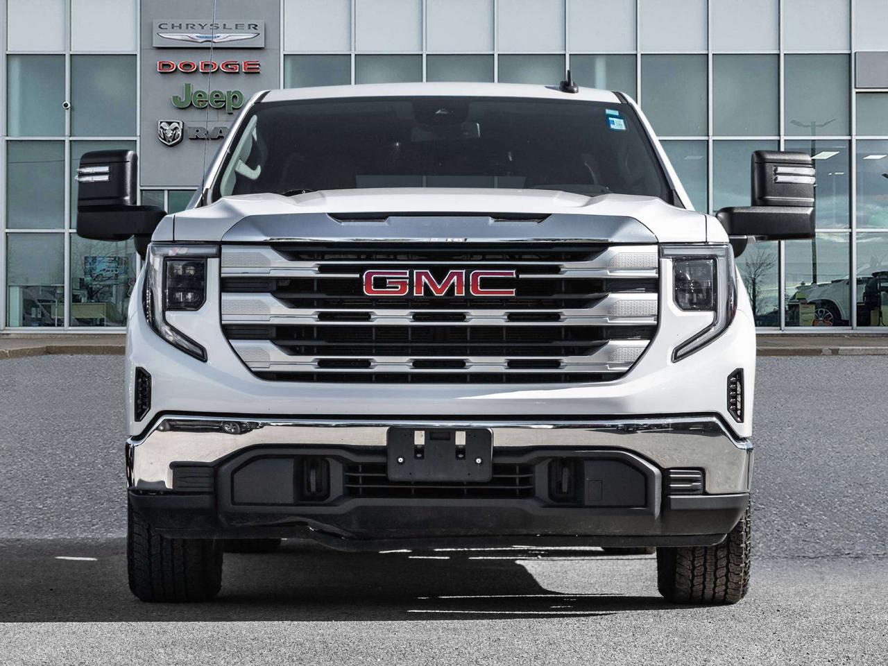 2023 GMC Sierra 1500 SLE Photo1
