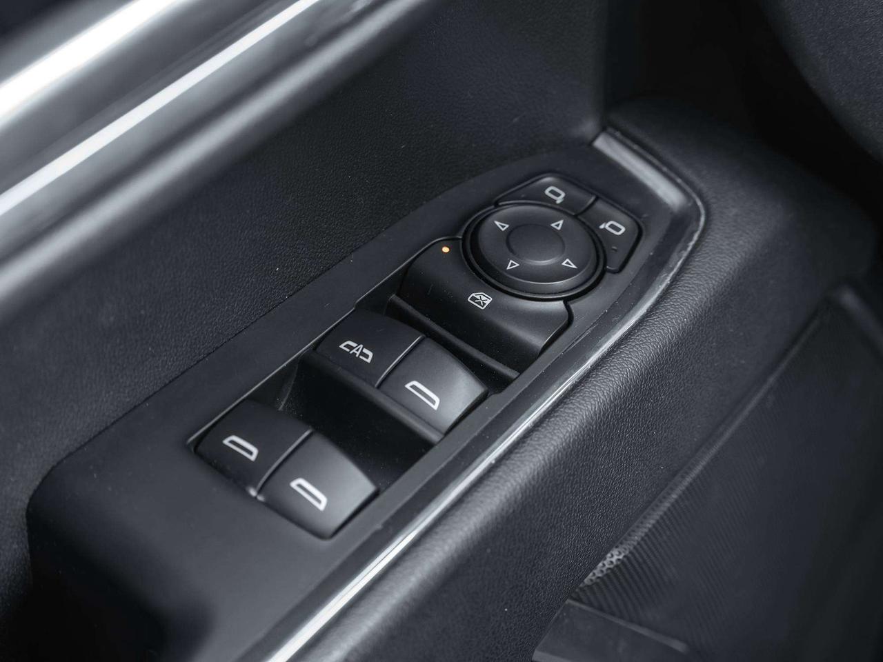 2023 GMC Sierra 1500 SLE Photo