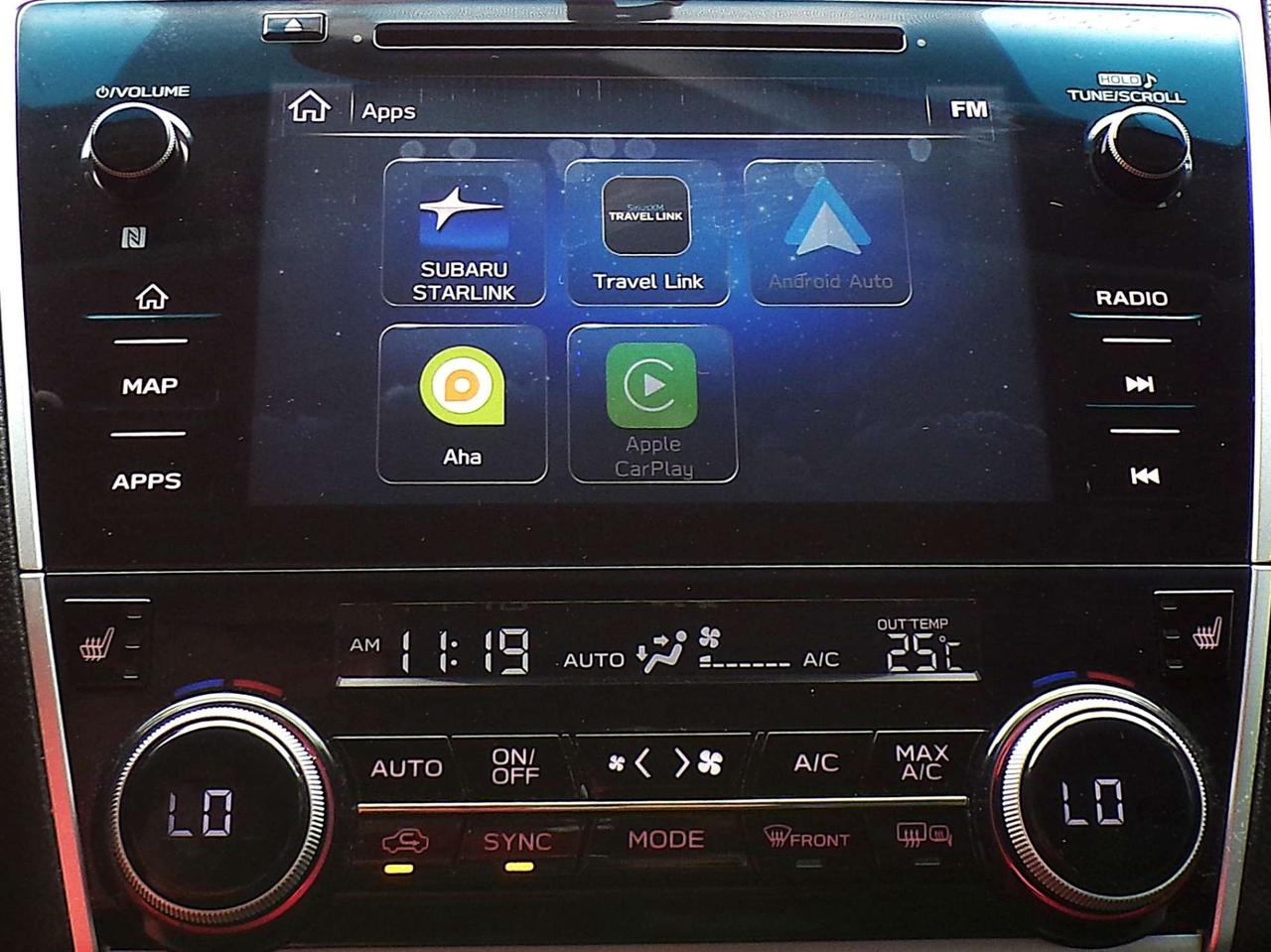 2018 Subaru Outback LIMITED AWD BSM NAVI CAMERA SUNROOF APPLE CARPLAY Photo