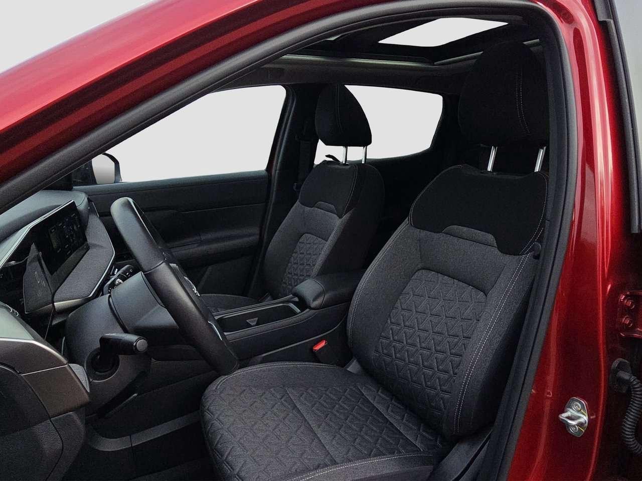 2026 Nissan Kicks SV Photo