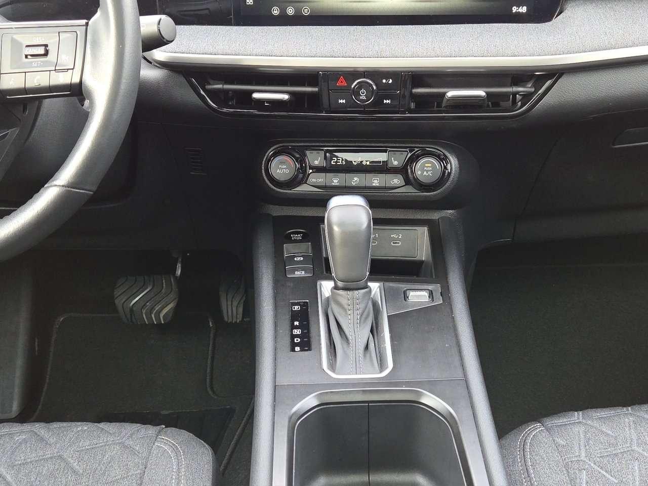 2026 Nissan Kicks SV Photo