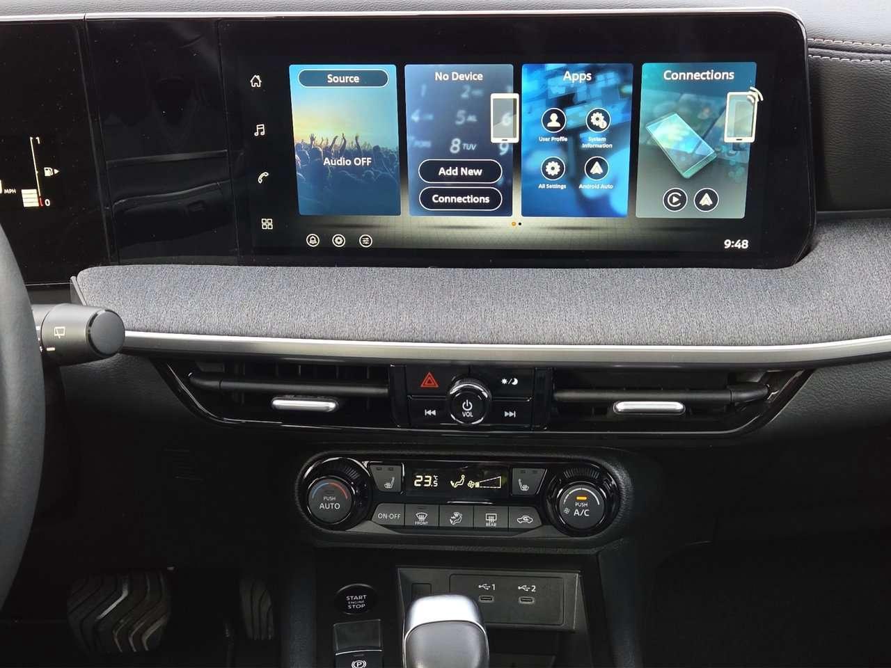 2026 Nissan Kicks SV Photo