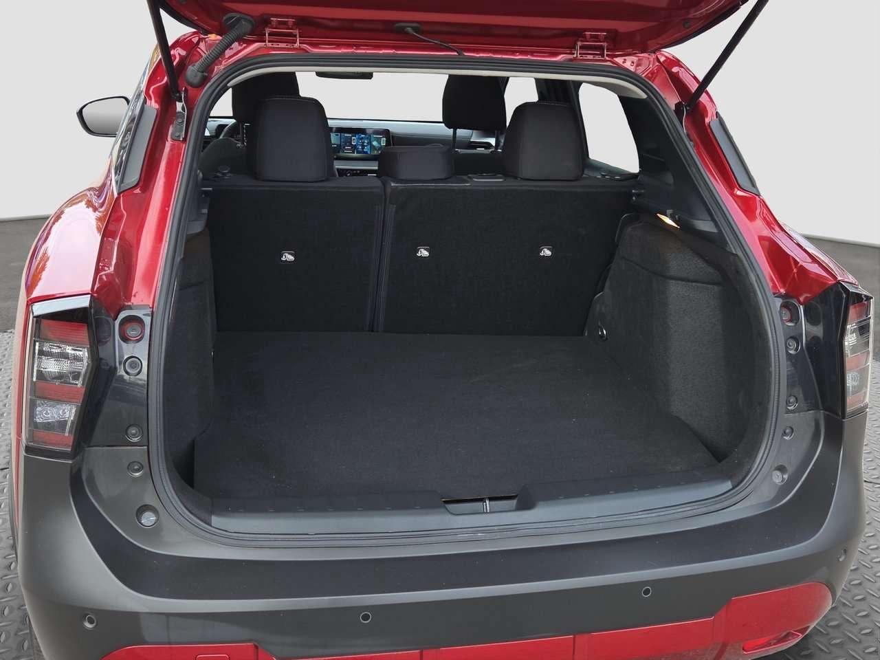 2026 Nissan Kicks SV Photo