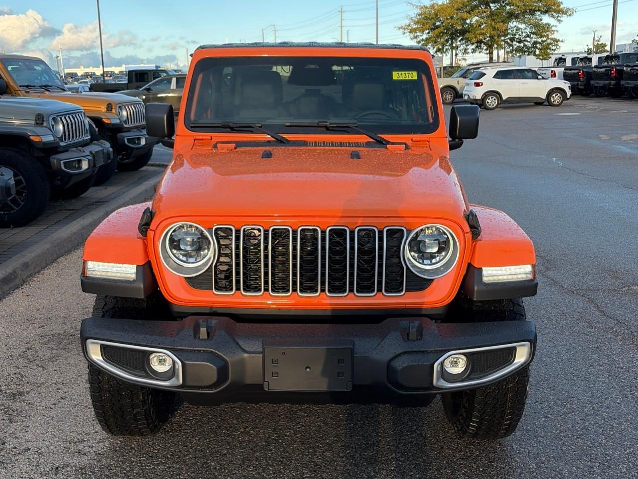 2027 Jeep Wrangler SAHARA 4DR 4X4 Photo5