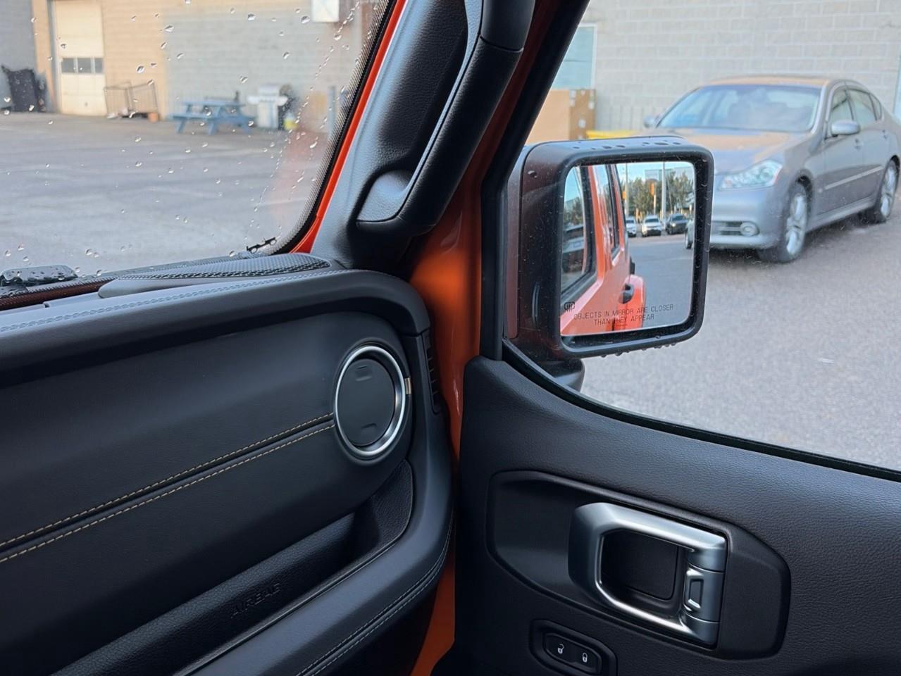 2027 Jeep Wrangler SAHARA 4DR 4X4 Photo