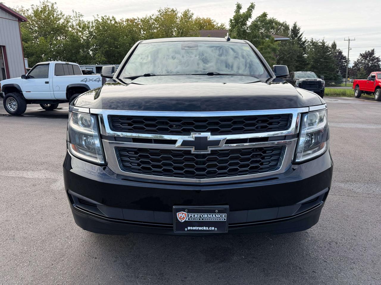 2018 Chevrolet Tahoe LT Photo