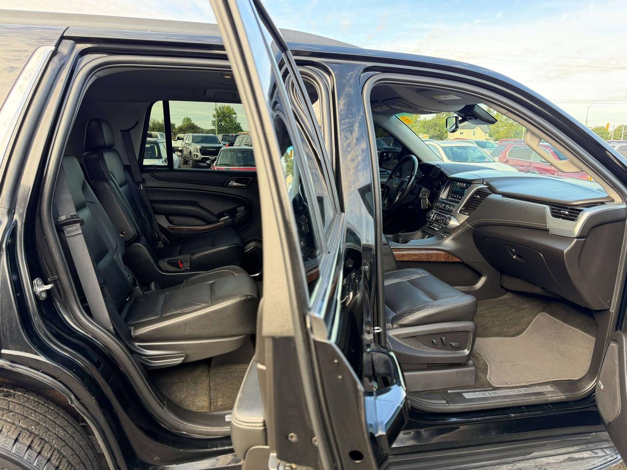 2018 Chevrolet Tahoe LT Photo