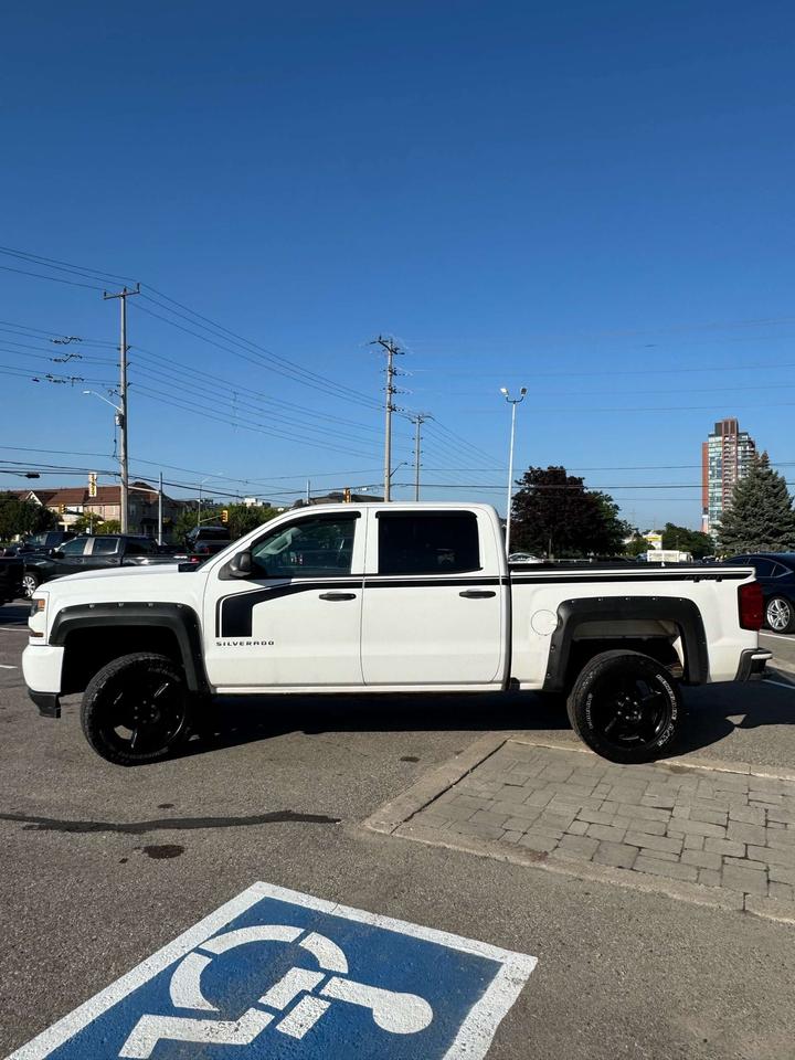 2018 Chevrolet Silverado 1500 4WD Crew Cab 143.5 Custom 5'8 Box Photo