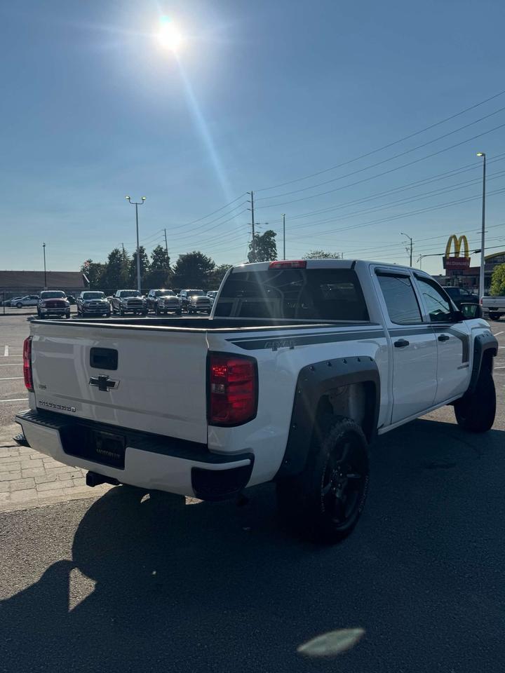 2018 Chevrolet Silverado 1500 4WD Crew Cab 143.5 Custom 5'8 Box Photo
