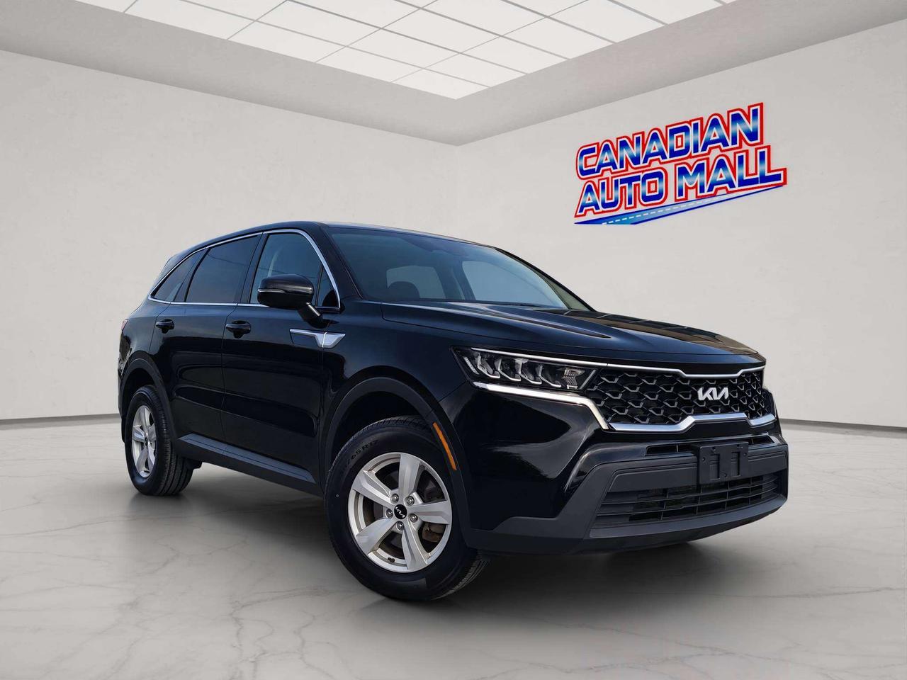 2022 Kia Sorento 7 SEATER, AWD, HTD. SEATS, APPLE/ANDROID, 69K! Photo0
