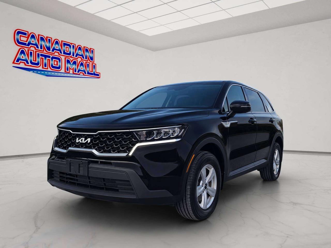 2022 Kia Sorento 7 SEATER, AWD, HTD. SEATS, APPLE/ANDROID, 69K! Photo