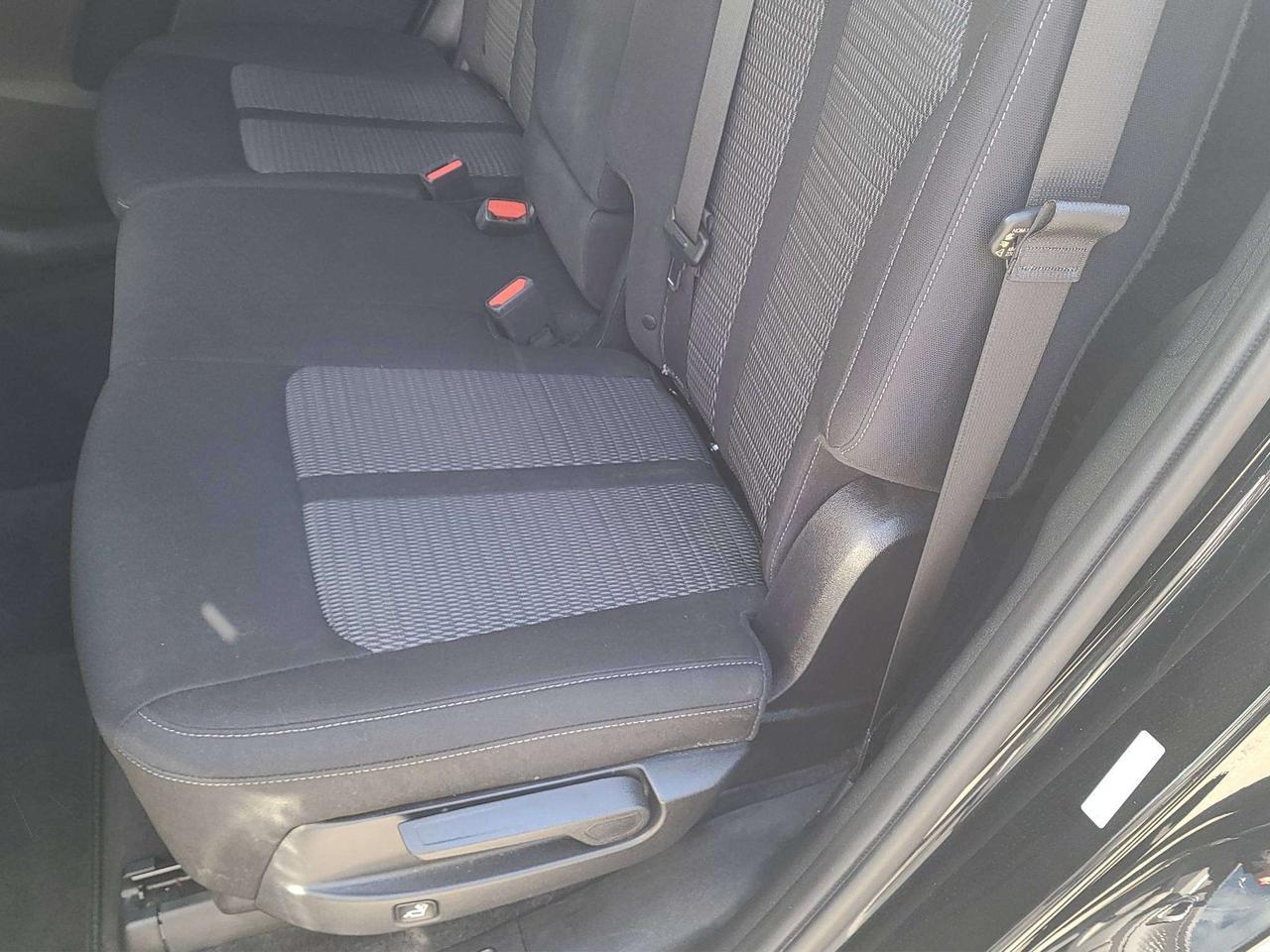 2022 Kia Sorento 7 SEATER, AWD, HTD. SEATS, APPLE/ANDROID, 69K! Photo