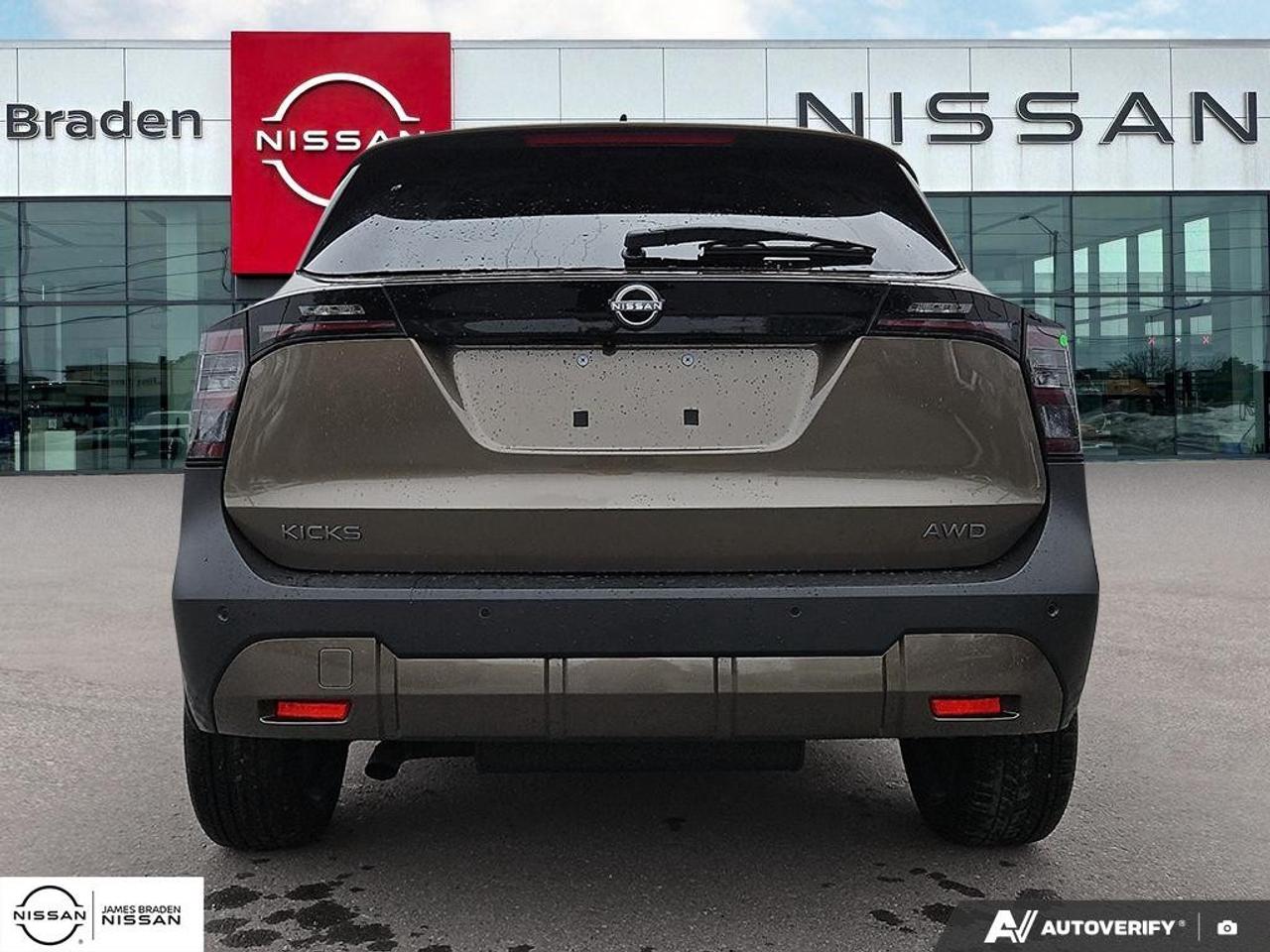 2027 Nissan Kicks SR Premium AWD Photo