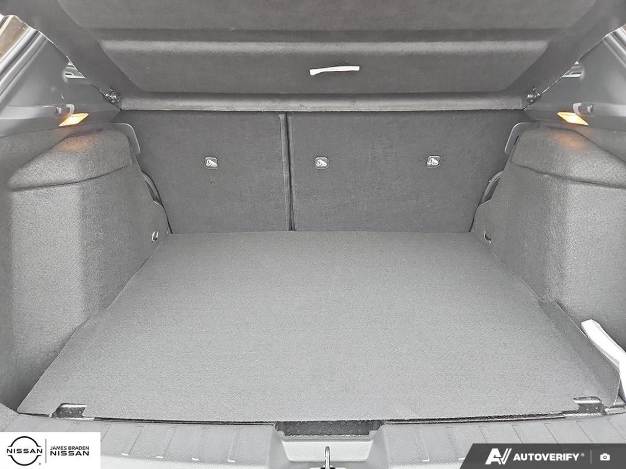 2027 Nissan Kicks SR Premium AWD Photo