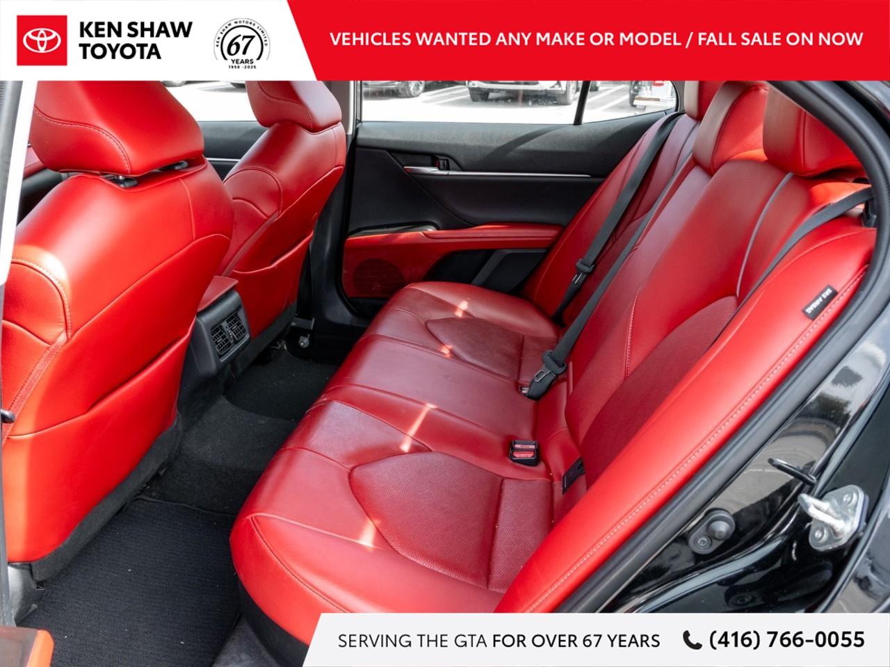 2022 Toyota Camry Hybrid XSE 4dr Sedan Photo