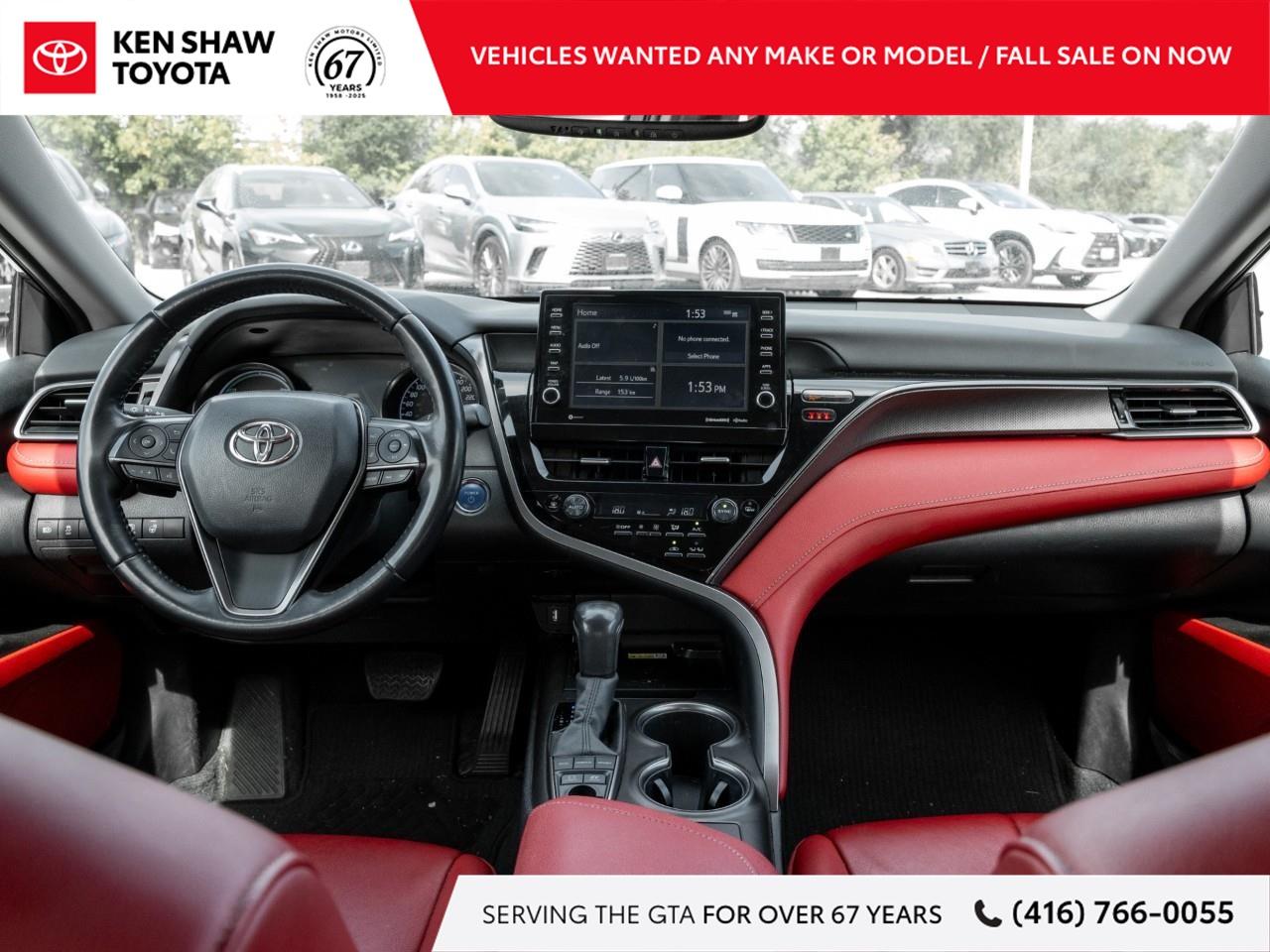 2022 Toyota Camry Hybrid XSE 4dr Sedan Photo