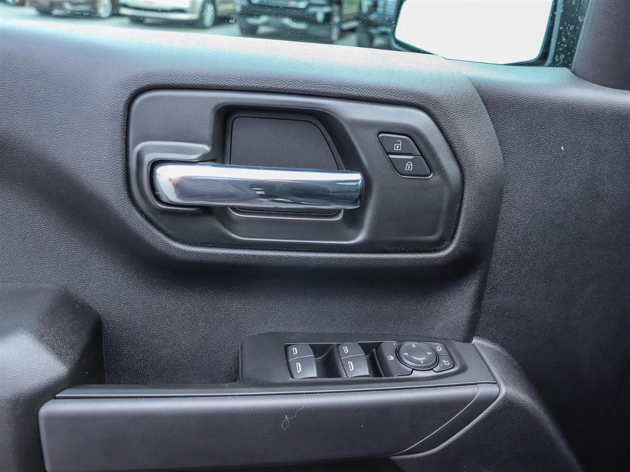 2026 Chevrolet Silverado 1500 Crew Cab Short Box 4-Wheel Drive Custom Trail Boss Photo