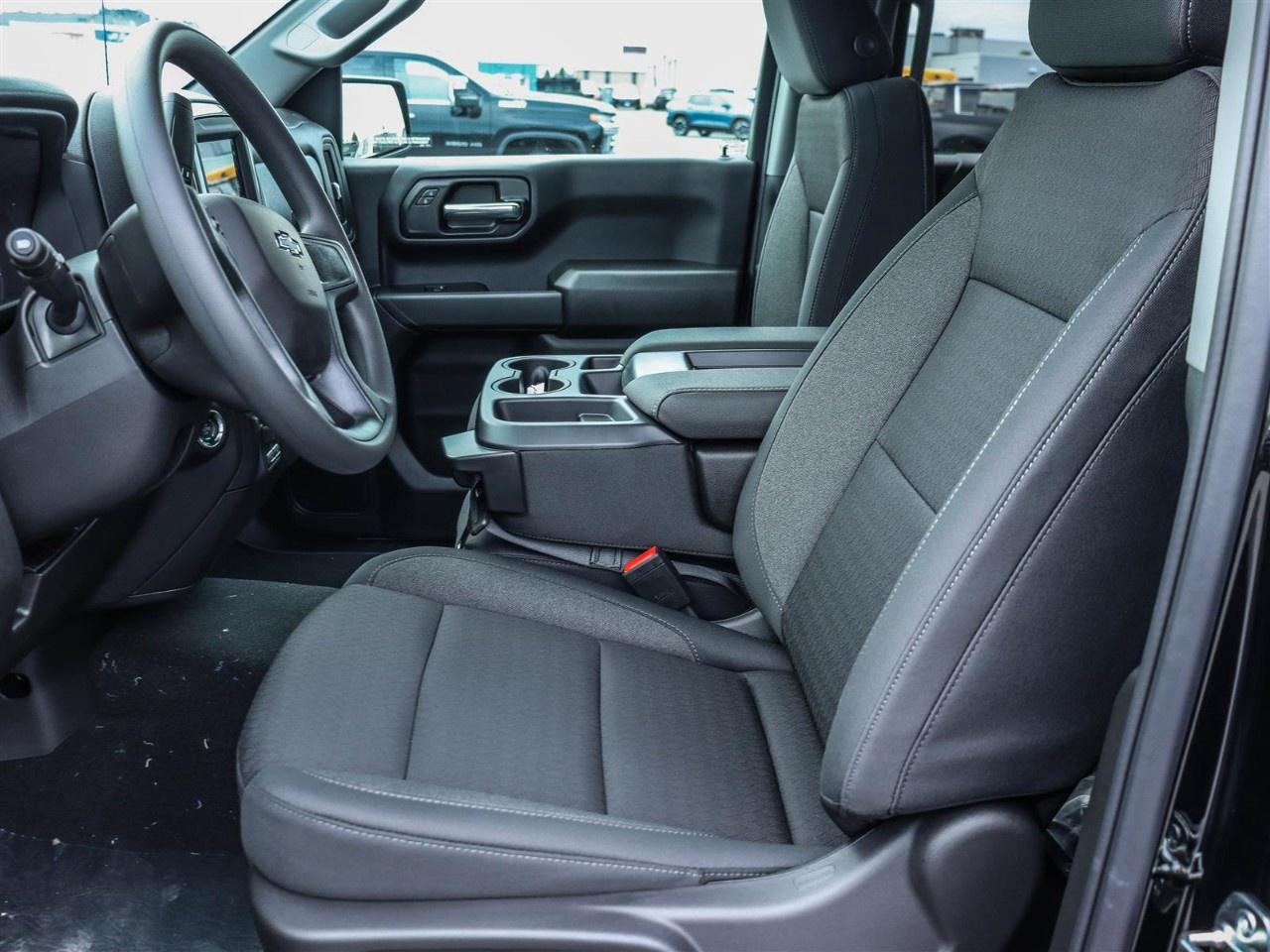 2026 Chevrolet Silverado 1500 Crew Cab Short Box 4-Wheel Drive Custom Trail Boss Photo