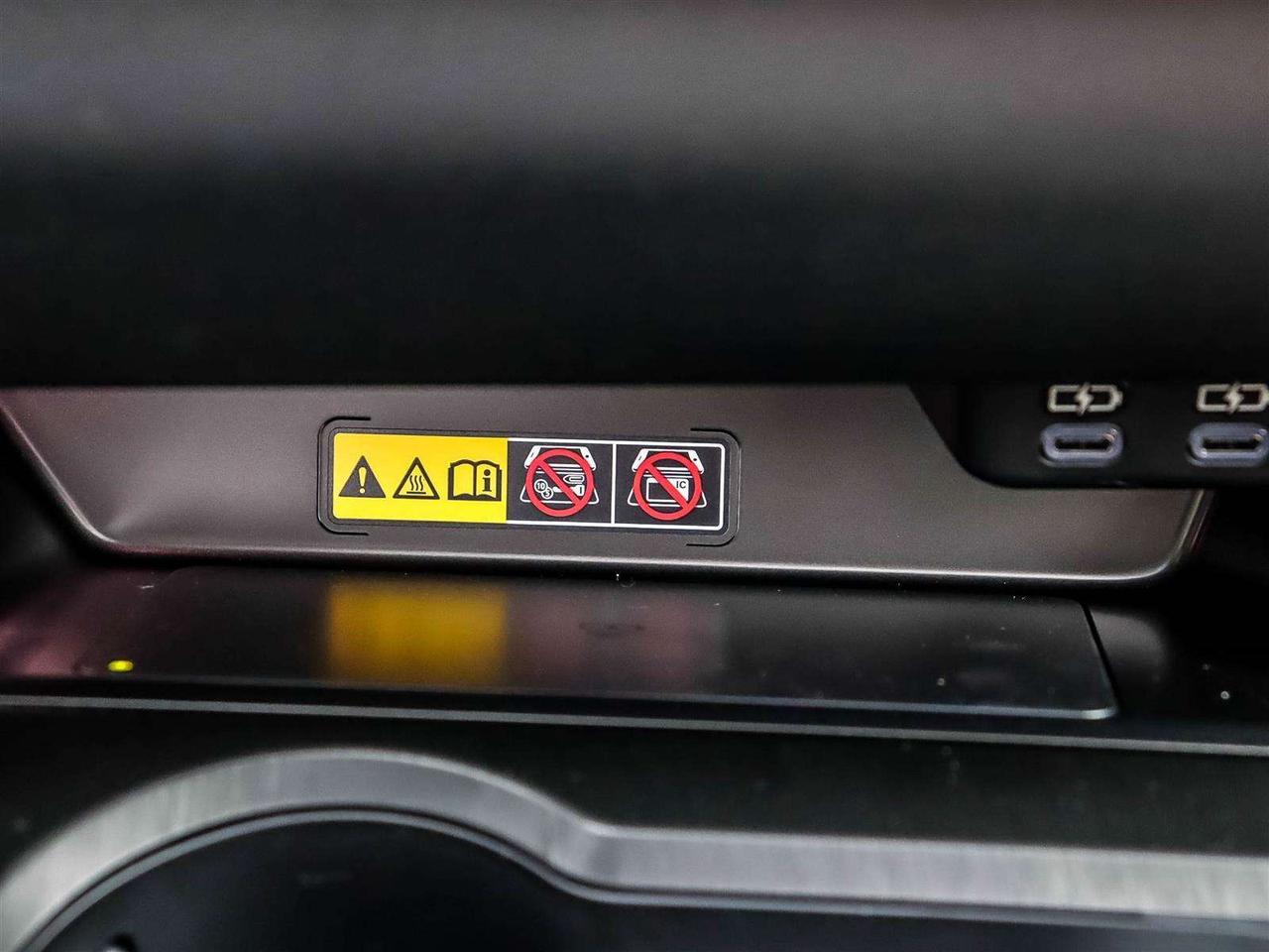 2026 Lexus UX LUXURY HYBRID AWD ADAPTIVE CRUISE POWER SEATS Photo