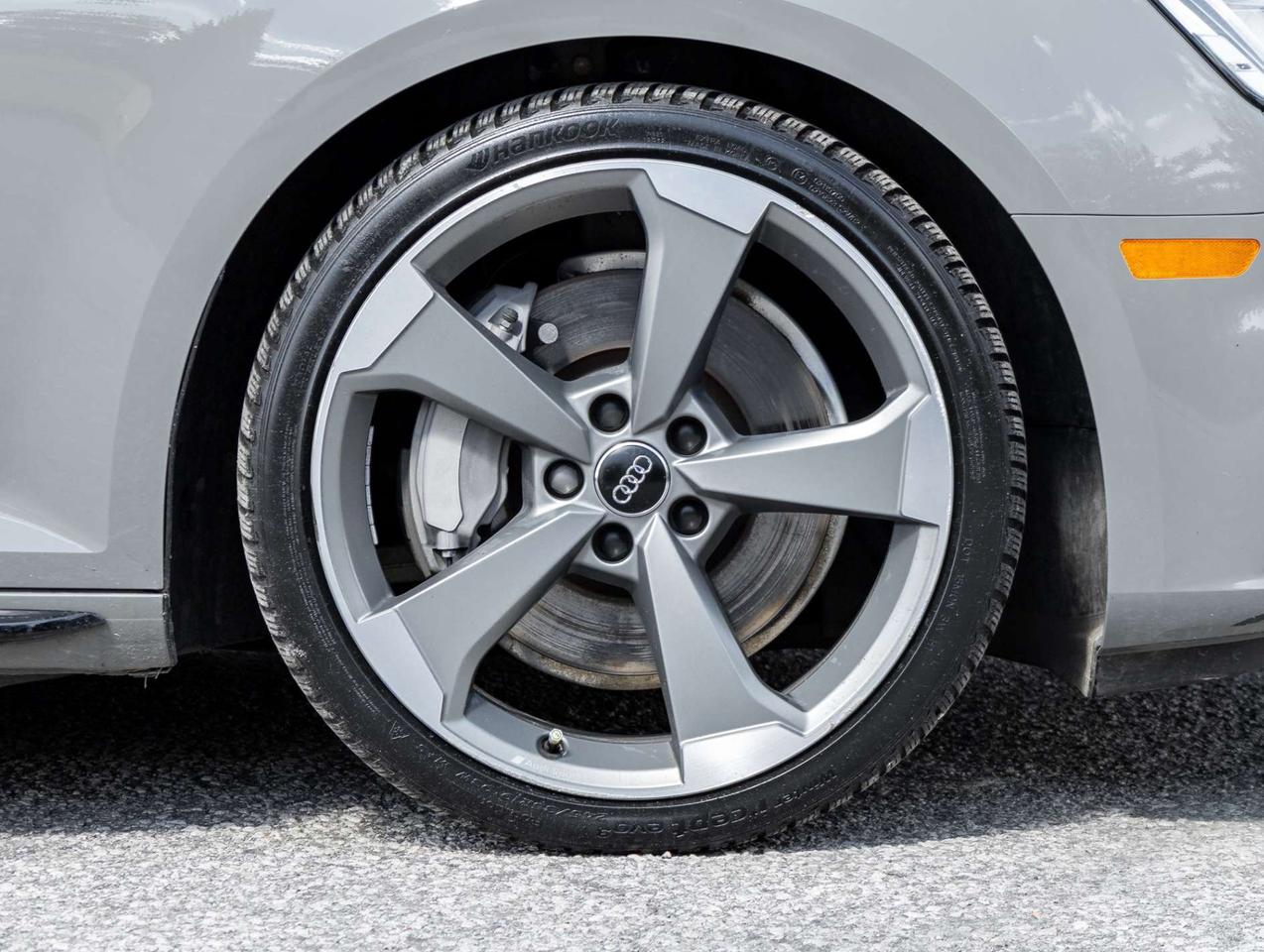 2018 Audi A4 S LINE Progressiv -Navi-252hp-19in Wheels-NO Accidents Photo3