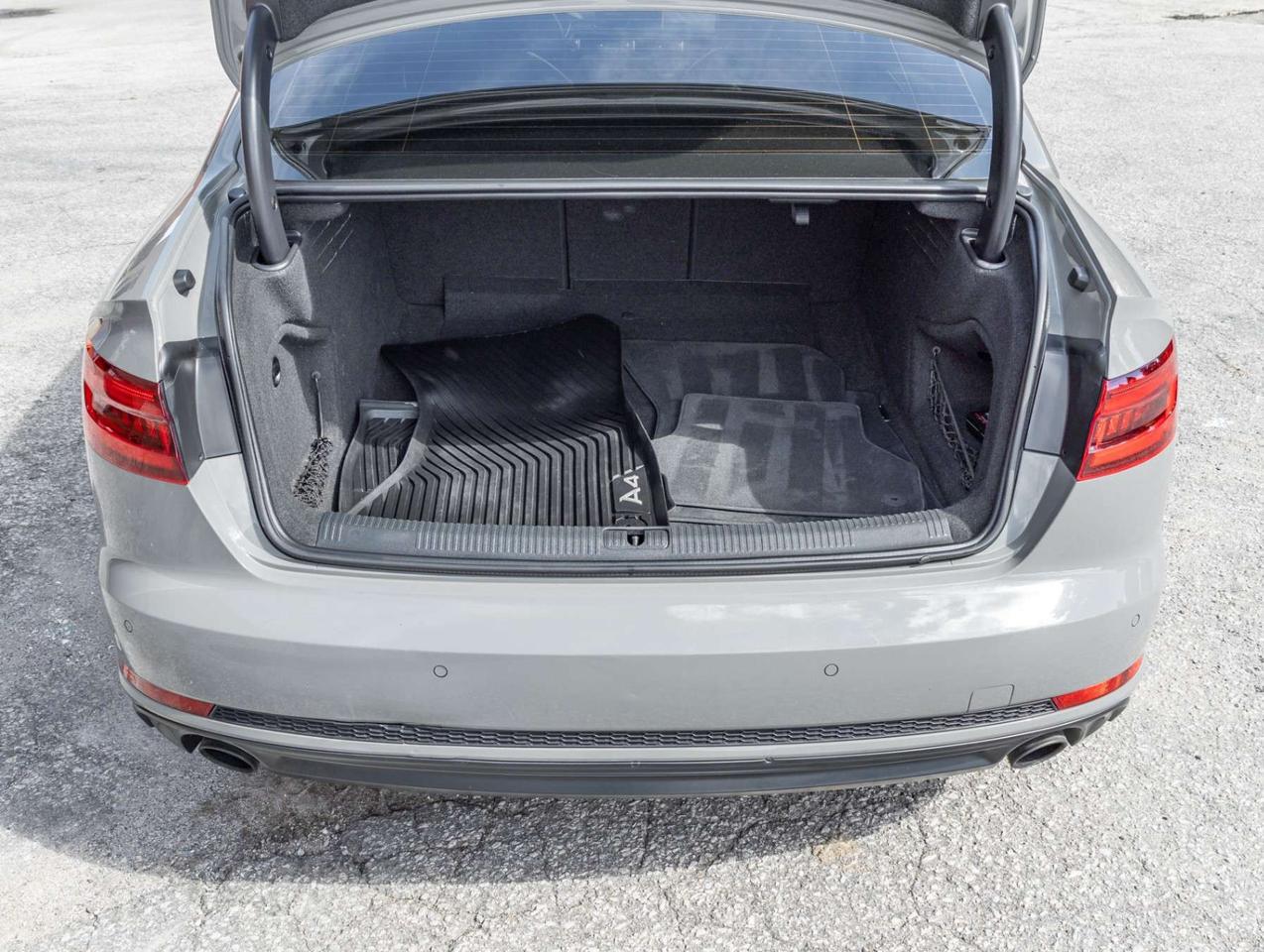2018 Audi A4 S LINE Progressiv -Navi-252hp-19in Wheels-NO Accidents Photo