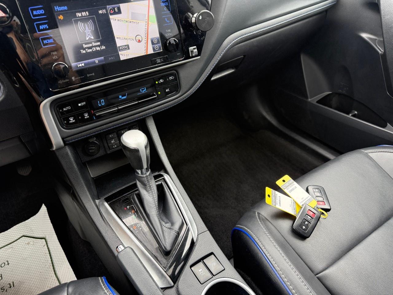 2017 Toyota Corolla 4DR SDN CVT SE Photo