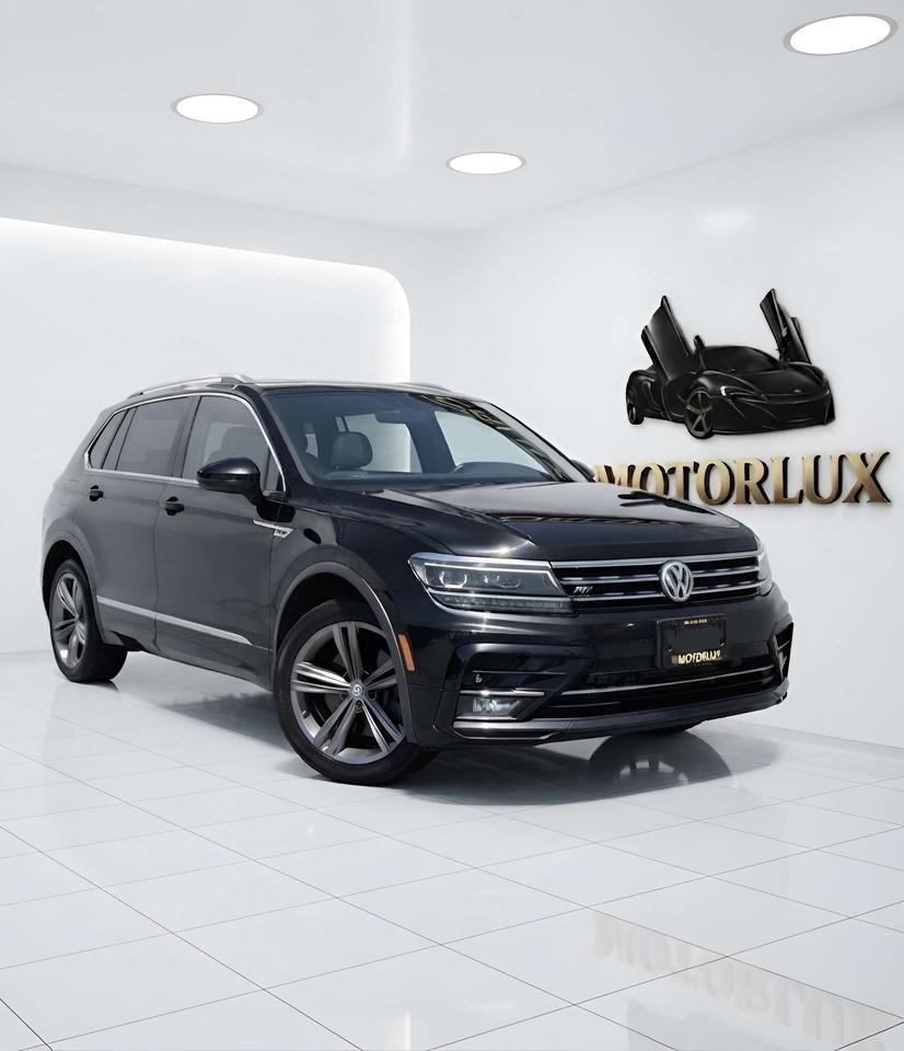 2018 Volkswagen Tiguan Highline 4MOTION R-LINE Photo0