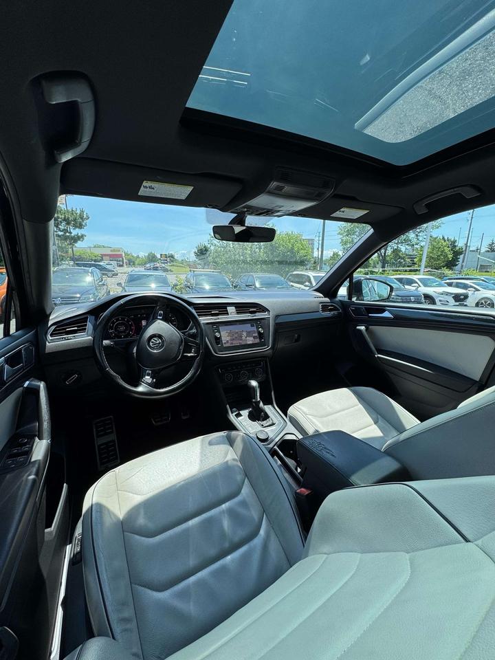 2018 Volkswagen Tiguan Highline 4MOTION R-LINE Photo
