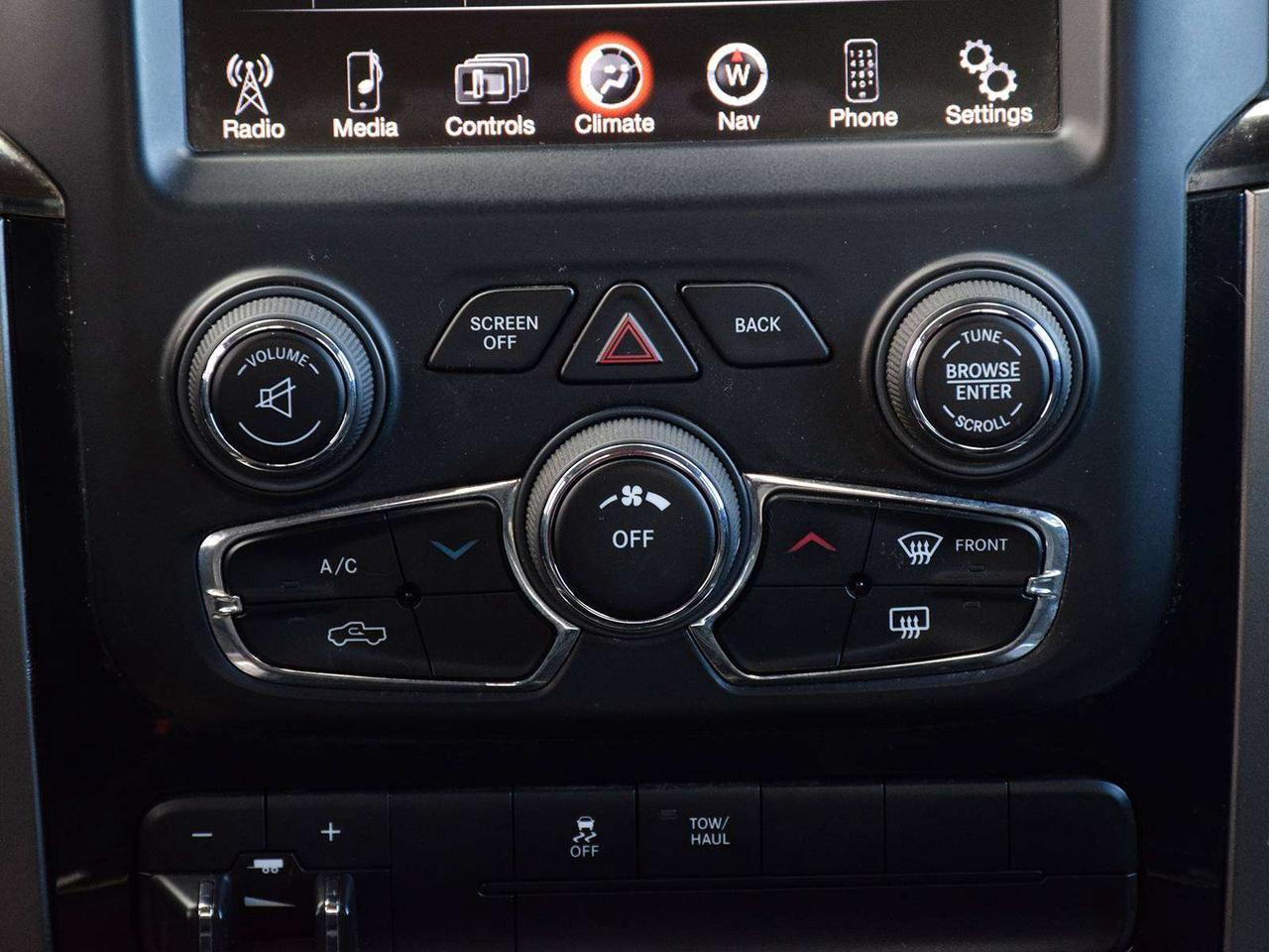 2014 RAM 1500 Sport Quad Cab 4x4 ~HEMI ~Nav ~Camera ~Bluetooth Photo