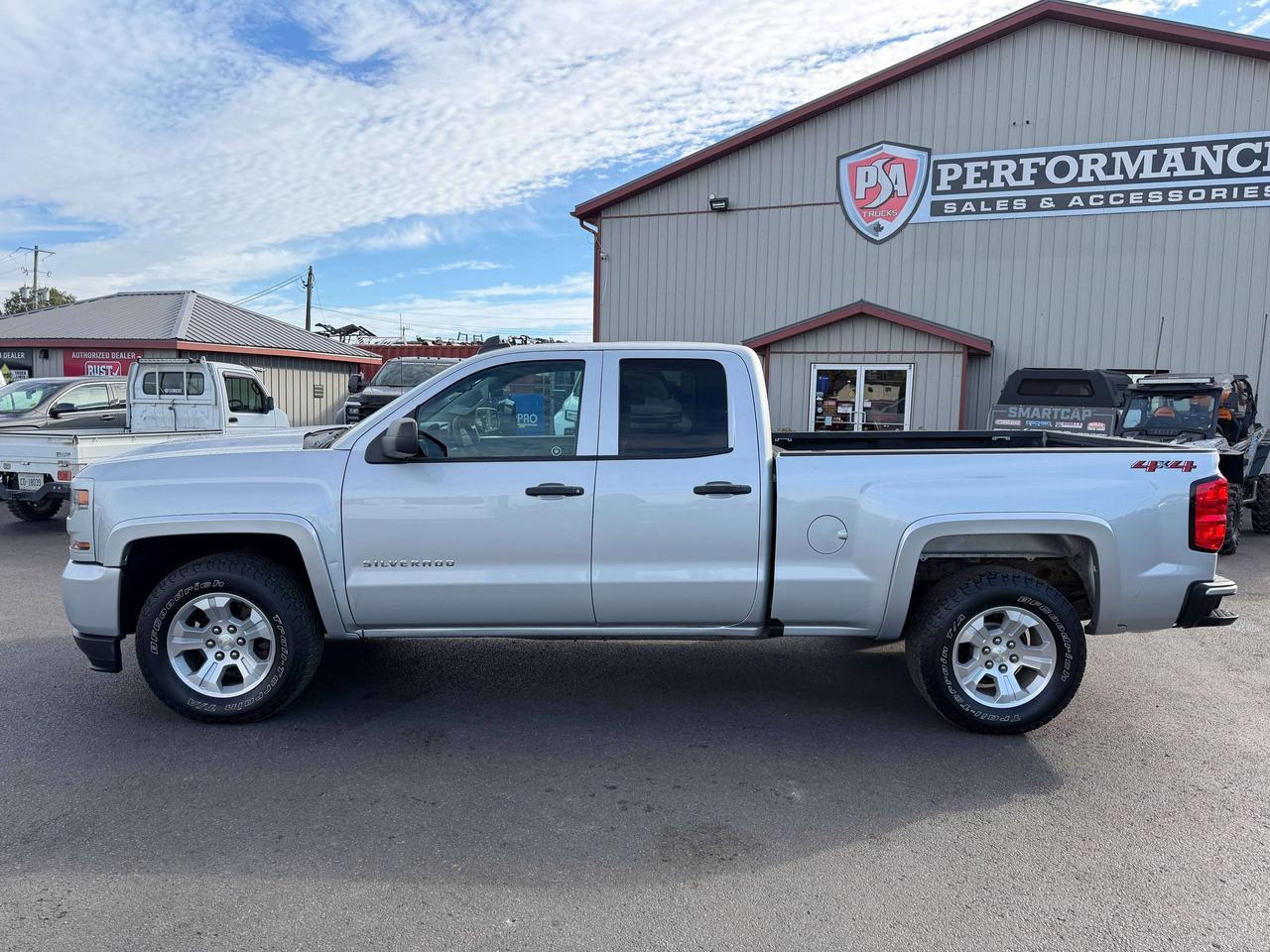 2018 Chevrolet Silverado 1500 Custom Photo