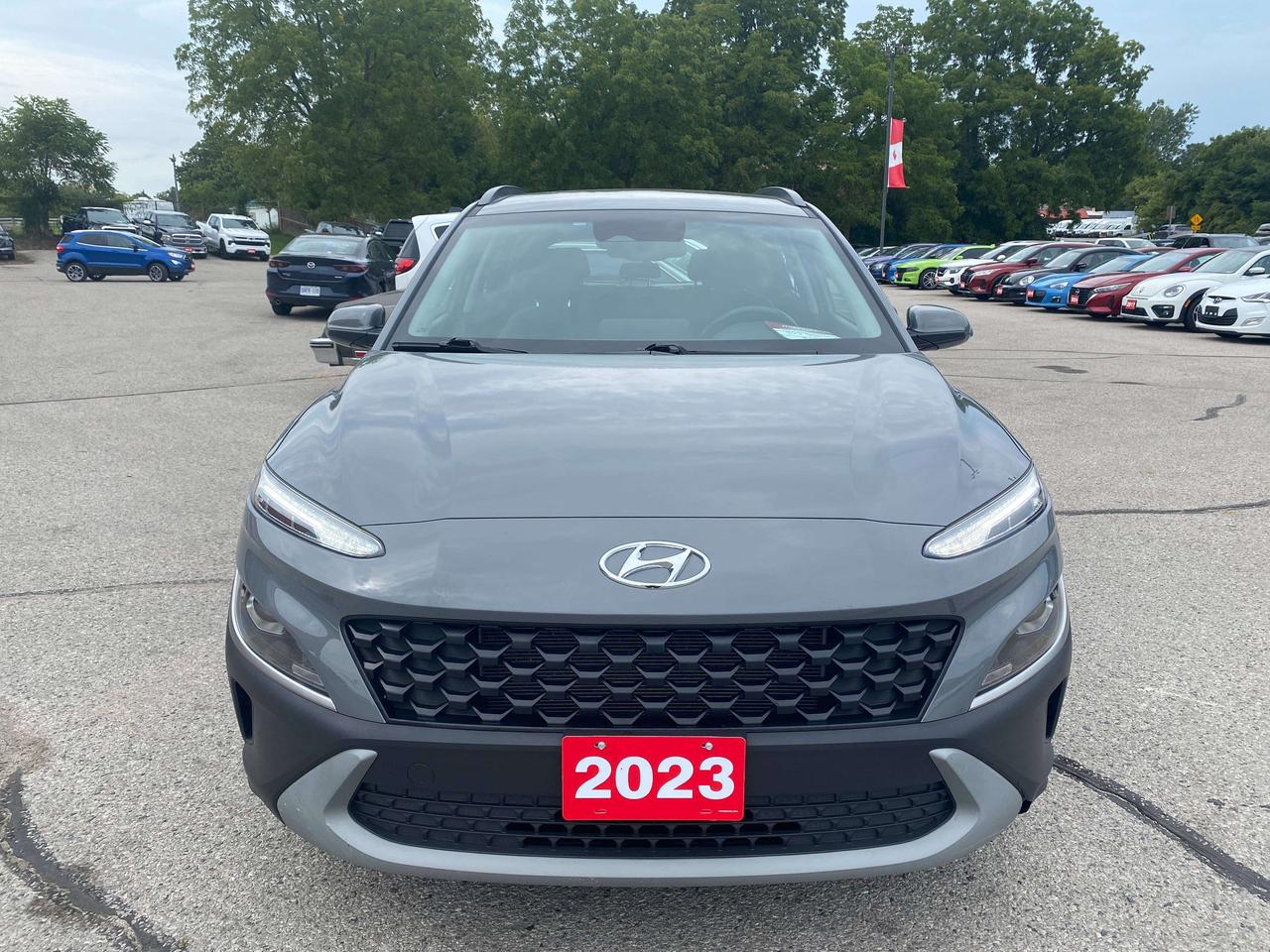 2023 Hyundai KONA PREFERRED, CLEAN CARFAX, HEATED SEATS & WHEEL! Photo