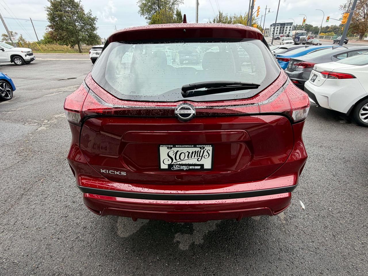 2025 Nissan Kicks SV   **CALL BELLEVILLE 613-961-8848 Photo3