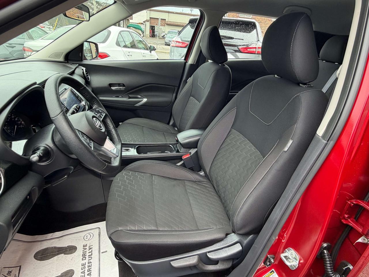 2025 Nissan Kicks SV   **CALL BELLEVILLE 613-961-8848 Photo