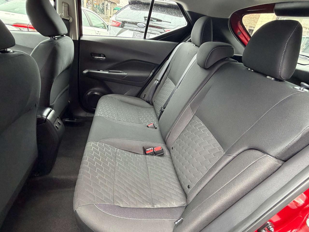 2025 Nissan Kicks SV   **CALL BELLEVILLE 613-961-8848 Photo