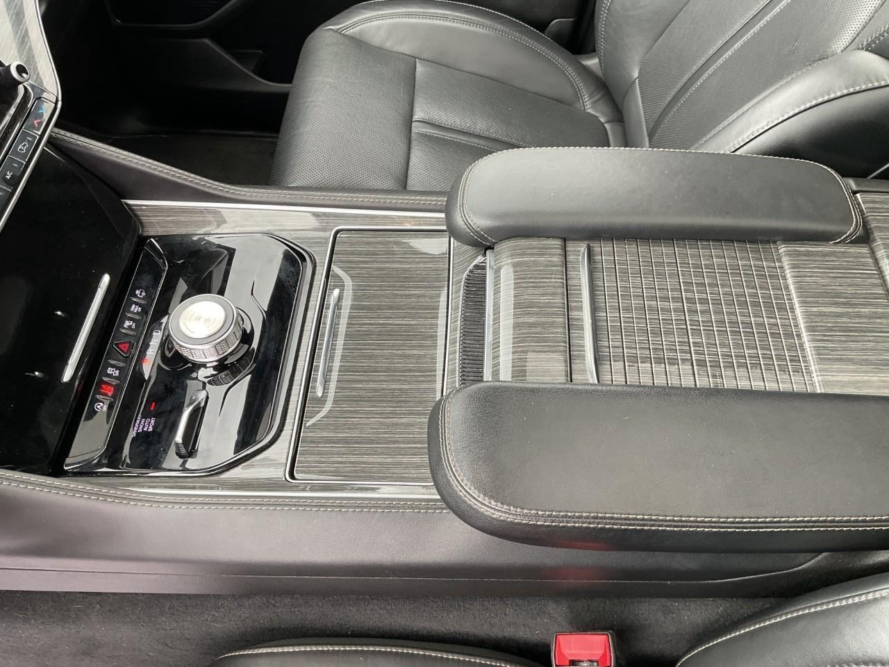 2022 Jeep Wagoneer Series II 4dr 4x4 Photo