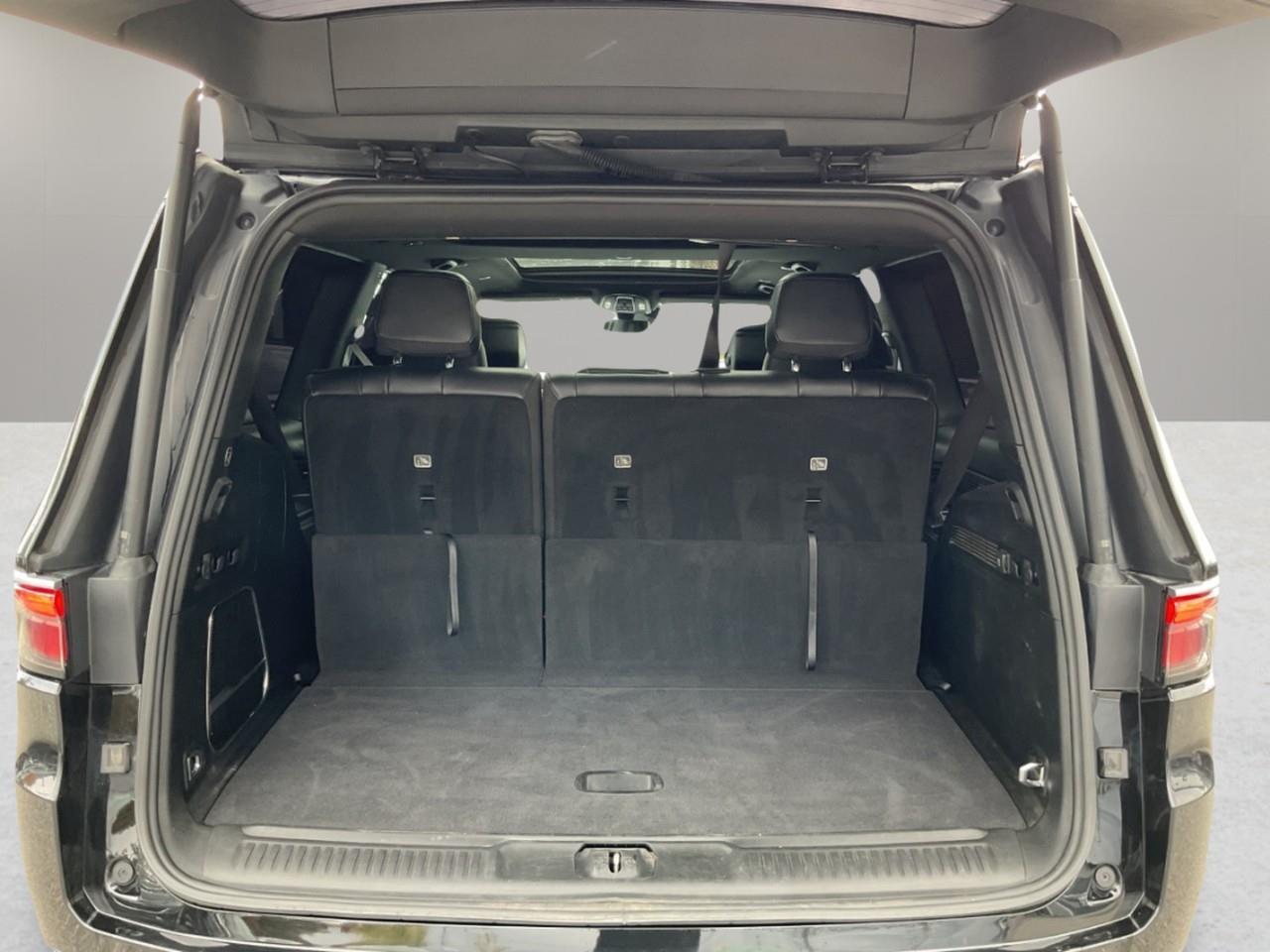 2022 Jeep Wagoneer Series II 4dr 4x4 Photo