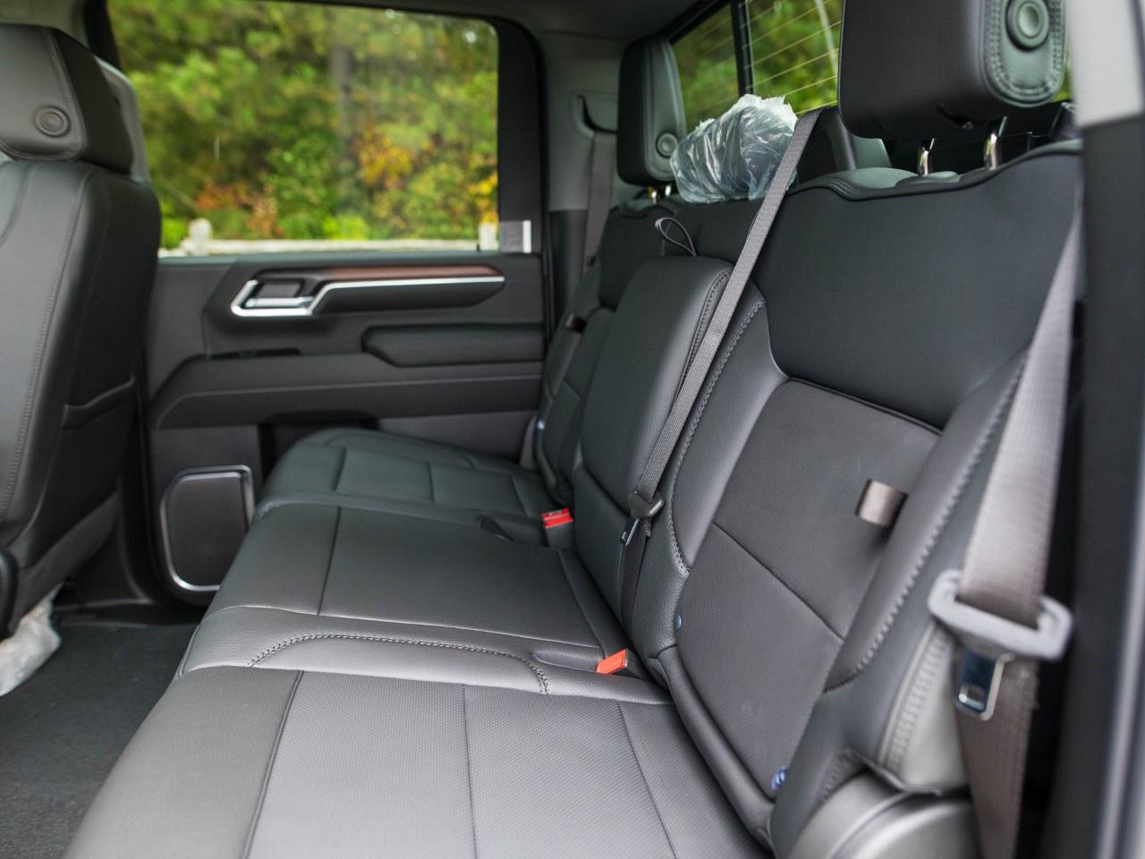 2026 GMC SIERRA 2500HD Crew Cab Standard Box 4-Wheel Drive Denali Photo