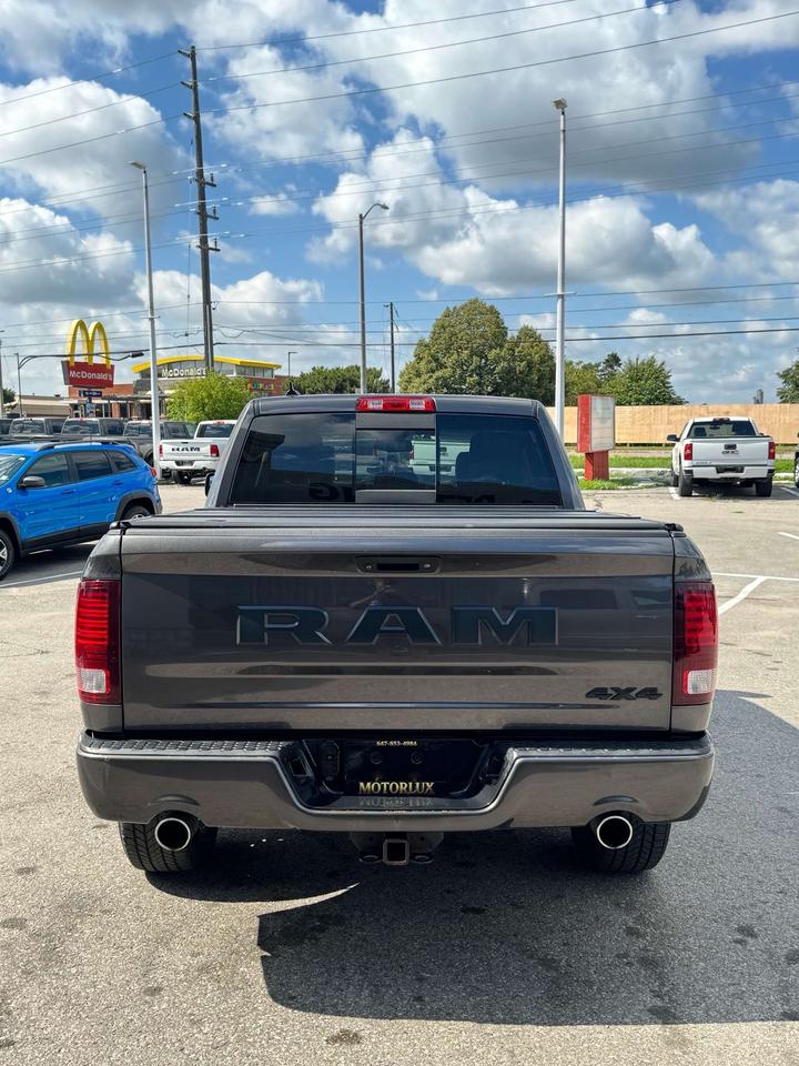 2018 RAM 1500 Night 4x4 Crew Cab 5'7 Box Photo
