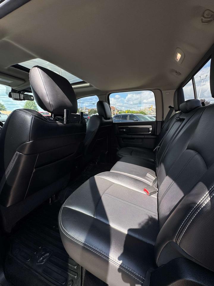 2018 RAM 1500 Night 4x4 Crew Cab 5'7 Box Photo