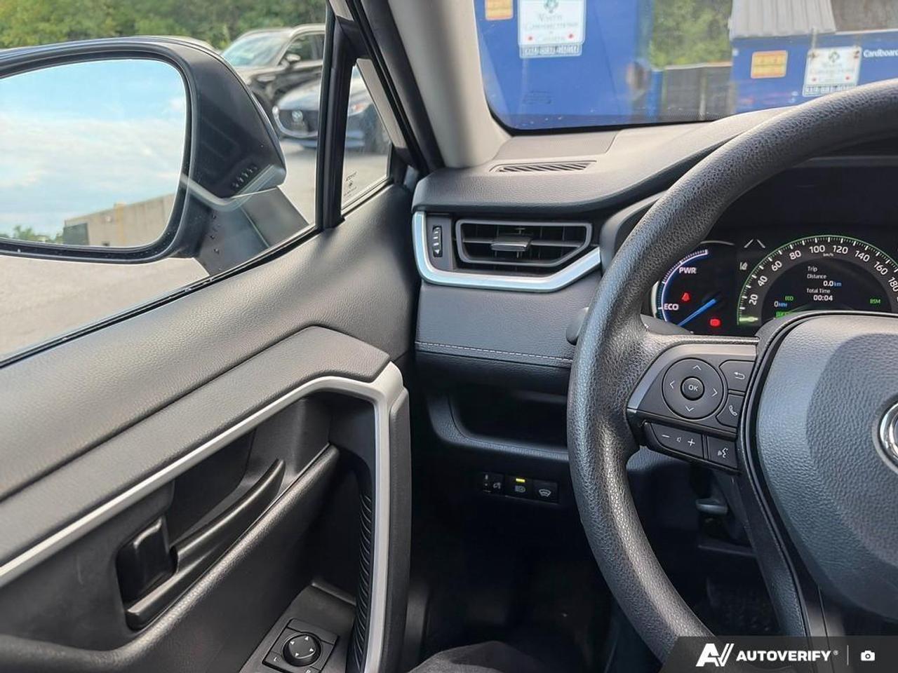 2025 Toyota RAV4 Hybrid LE 4dr All-Wheel Drive Photo