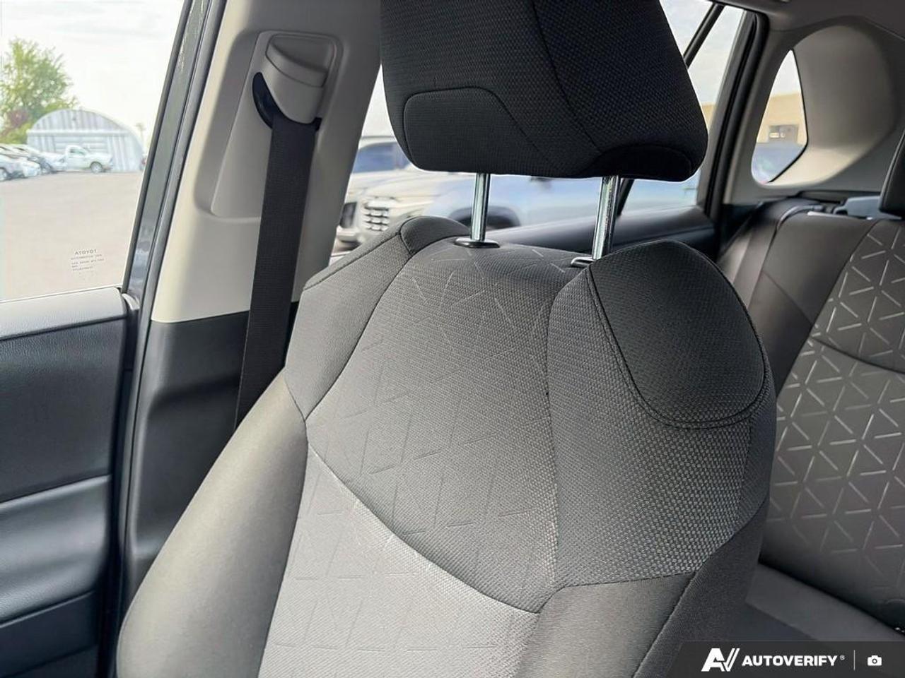 2025 Toyota RAV4 Hybrid LE 4dr All-Wheel Drive Photo