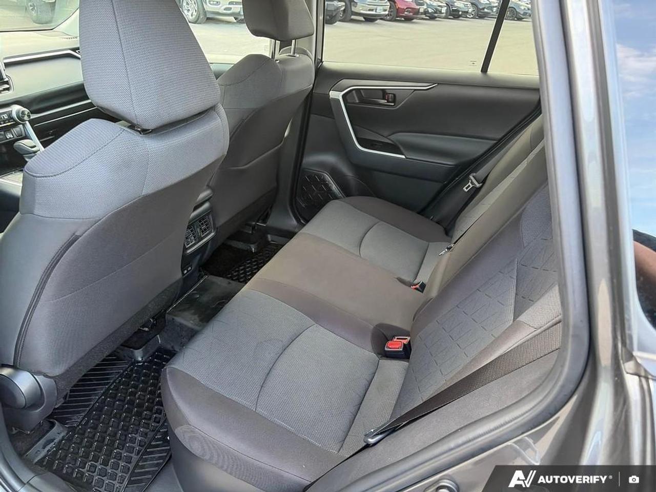 2025 Toyota RAV4 Hybrid LE 4dr All-Wheel Drive Photo