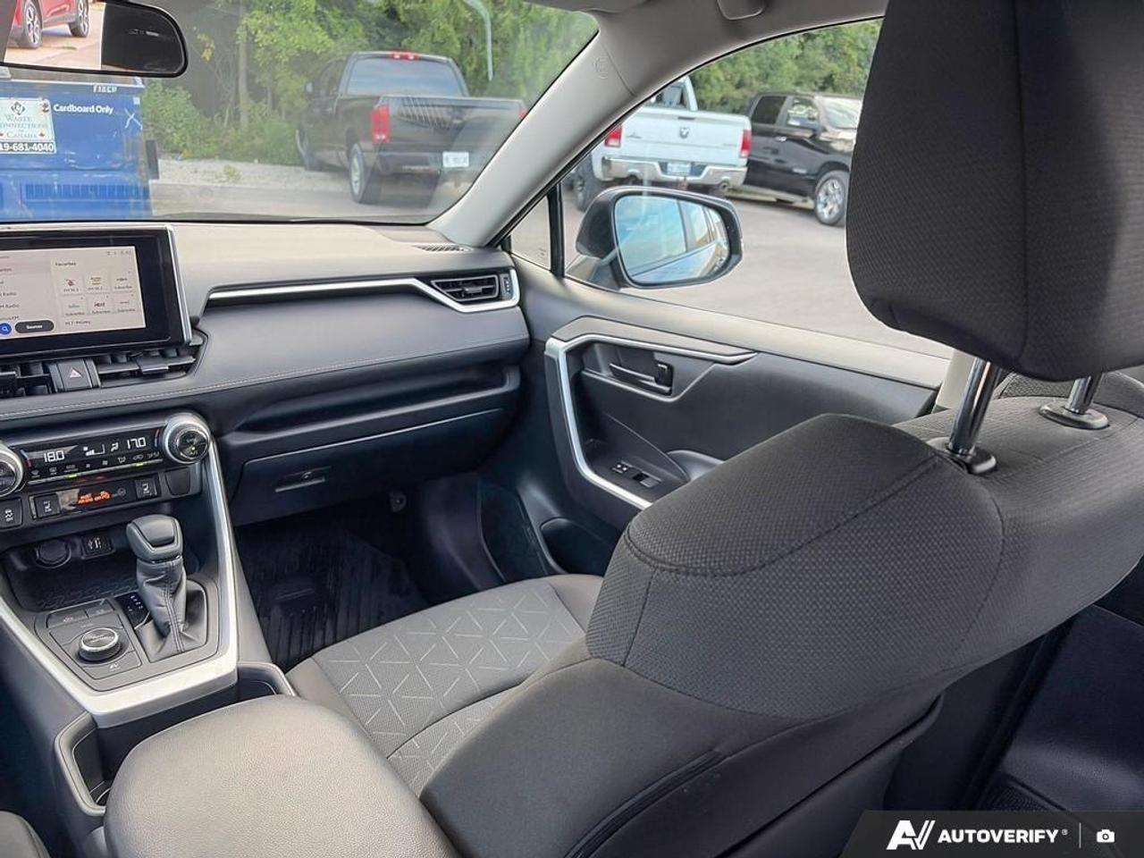 2025 Toyota RAV4 Hybrid LE 4dr All-Wheel Drive Photo