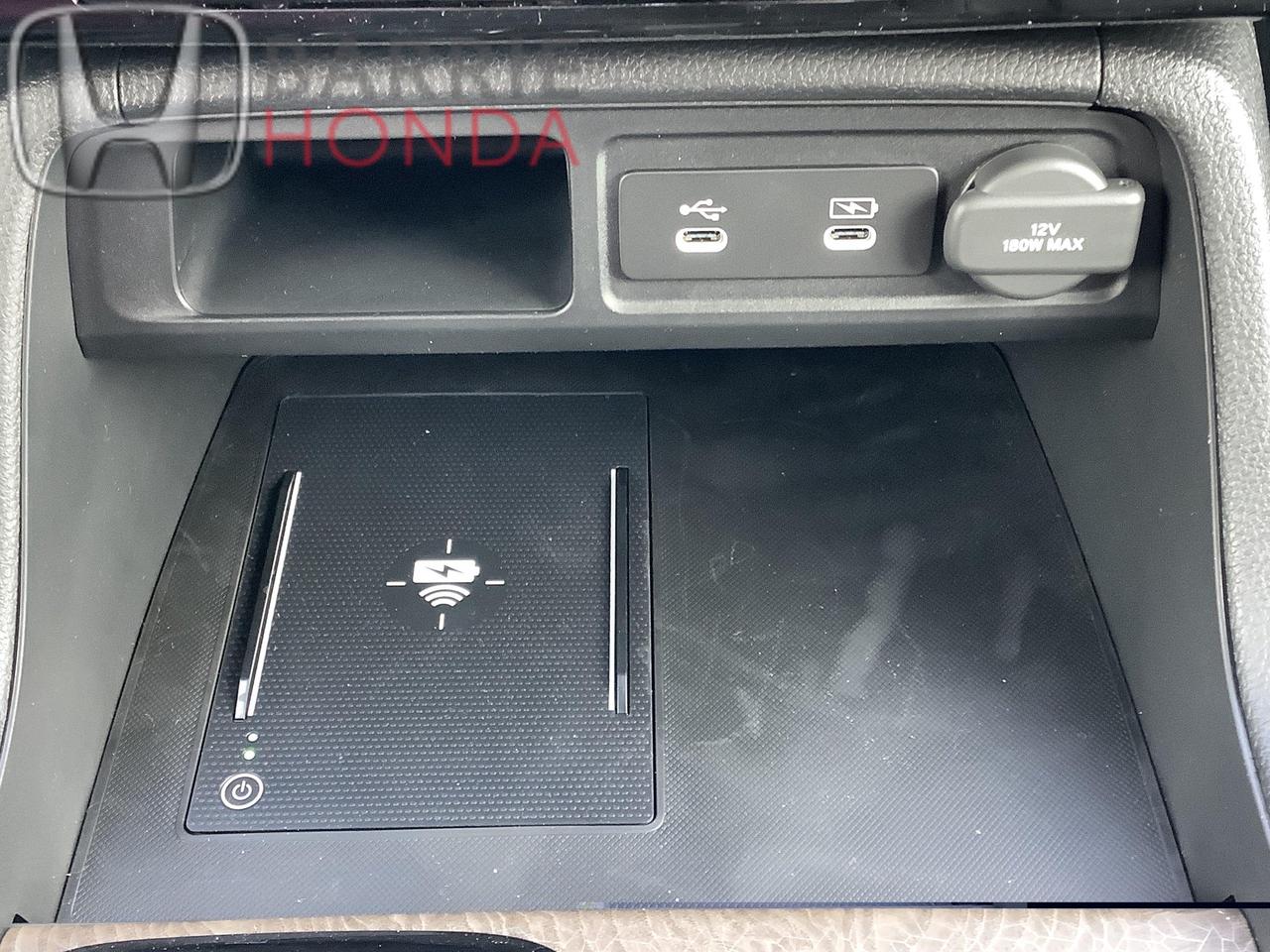 2026 Honda Pilot Touring 4dr All-Wheel Drive Photo