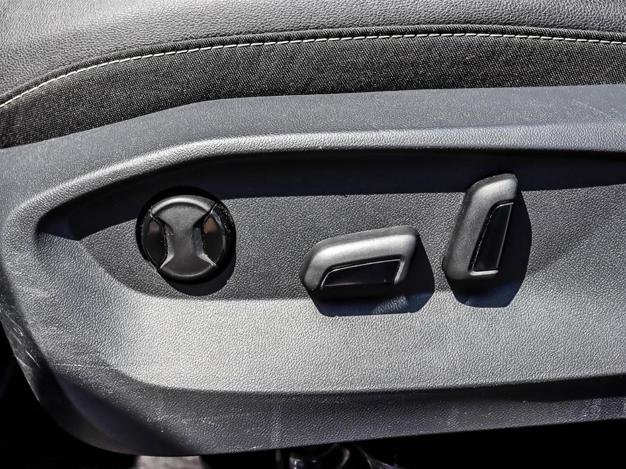 2024 Volkswagen Taos Comfortline FWD Photo