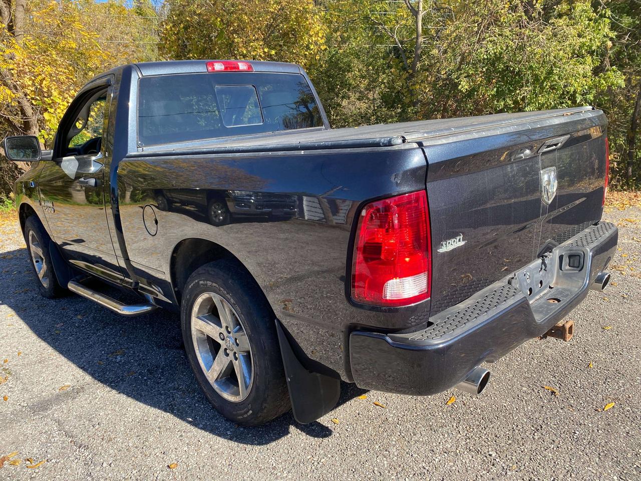 2016 RAM 1500 EXPRESS, AS IS, NOT INSPECTED FOR SAFETY EXPENSES! Photo
