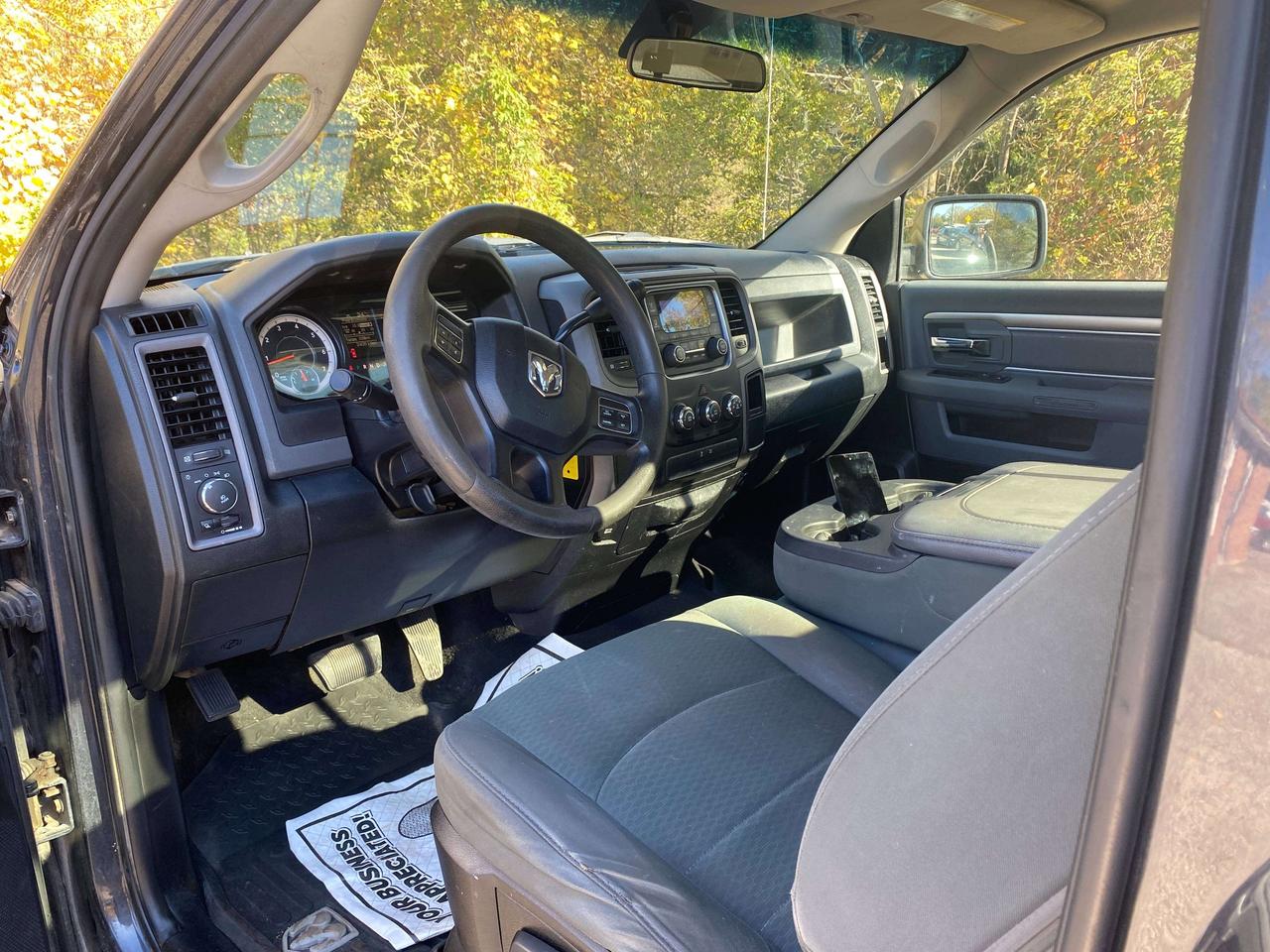 2016 RAM 1500 EXPRESS, AS IS, NOT INSPECTED FOR SAFETY EXPENSES! Photo